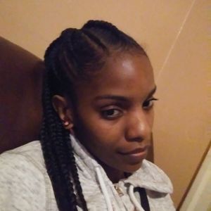 Meet your Posher, Felicia